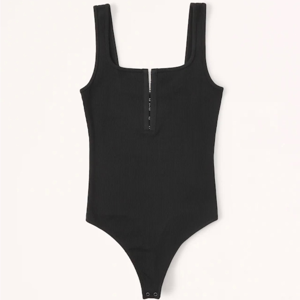 Abercrombie Ribbed Hook-and-Eye Bodysuit (NEW)
